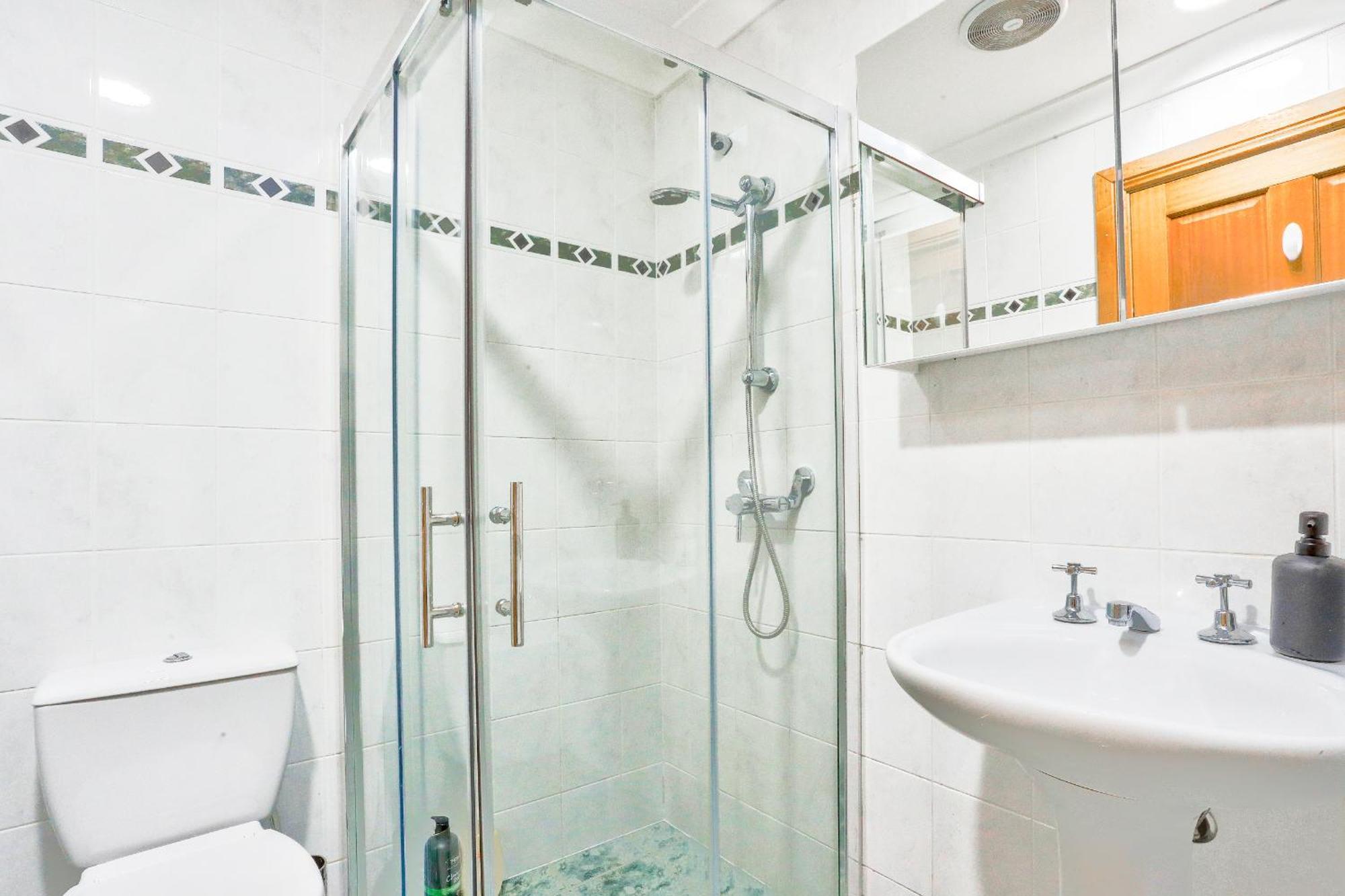 Comfortable 3 Bedroom House Pyrmont Holiday home