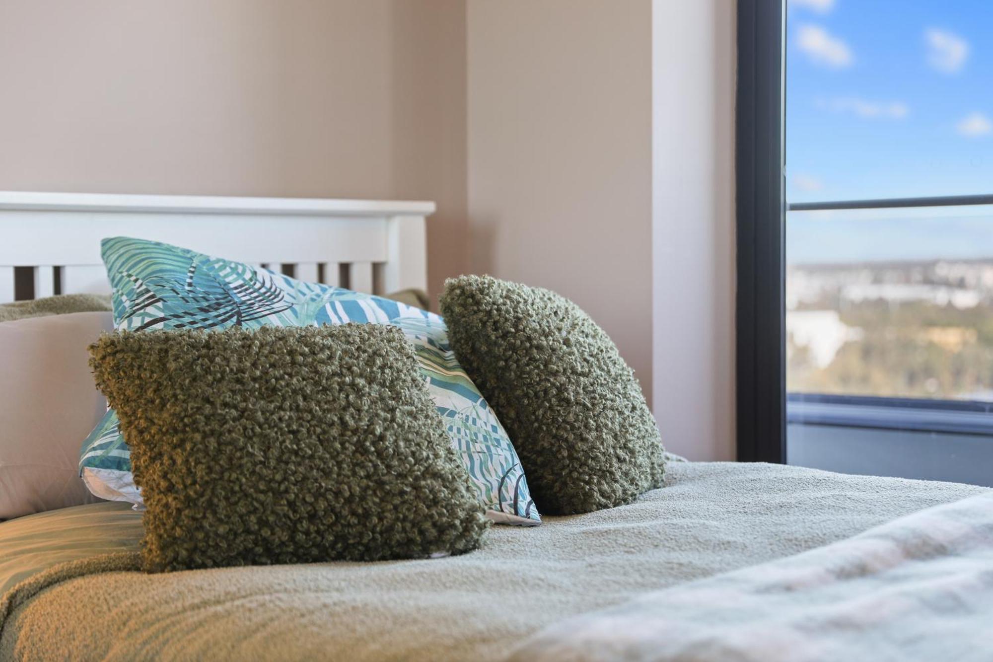 Apartment Charm 2beds In Olympic Park Sydney