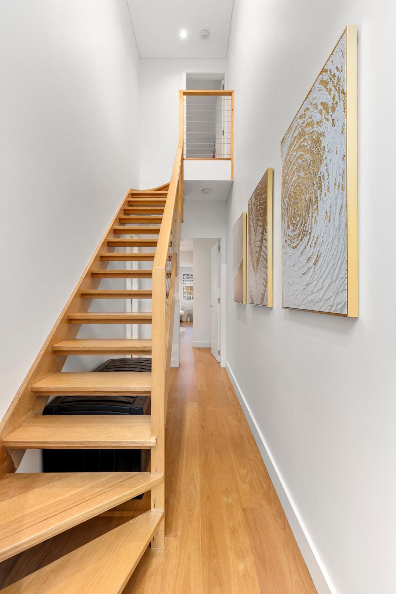 Luxurious 3-story Terrace In Potts Point Apartment