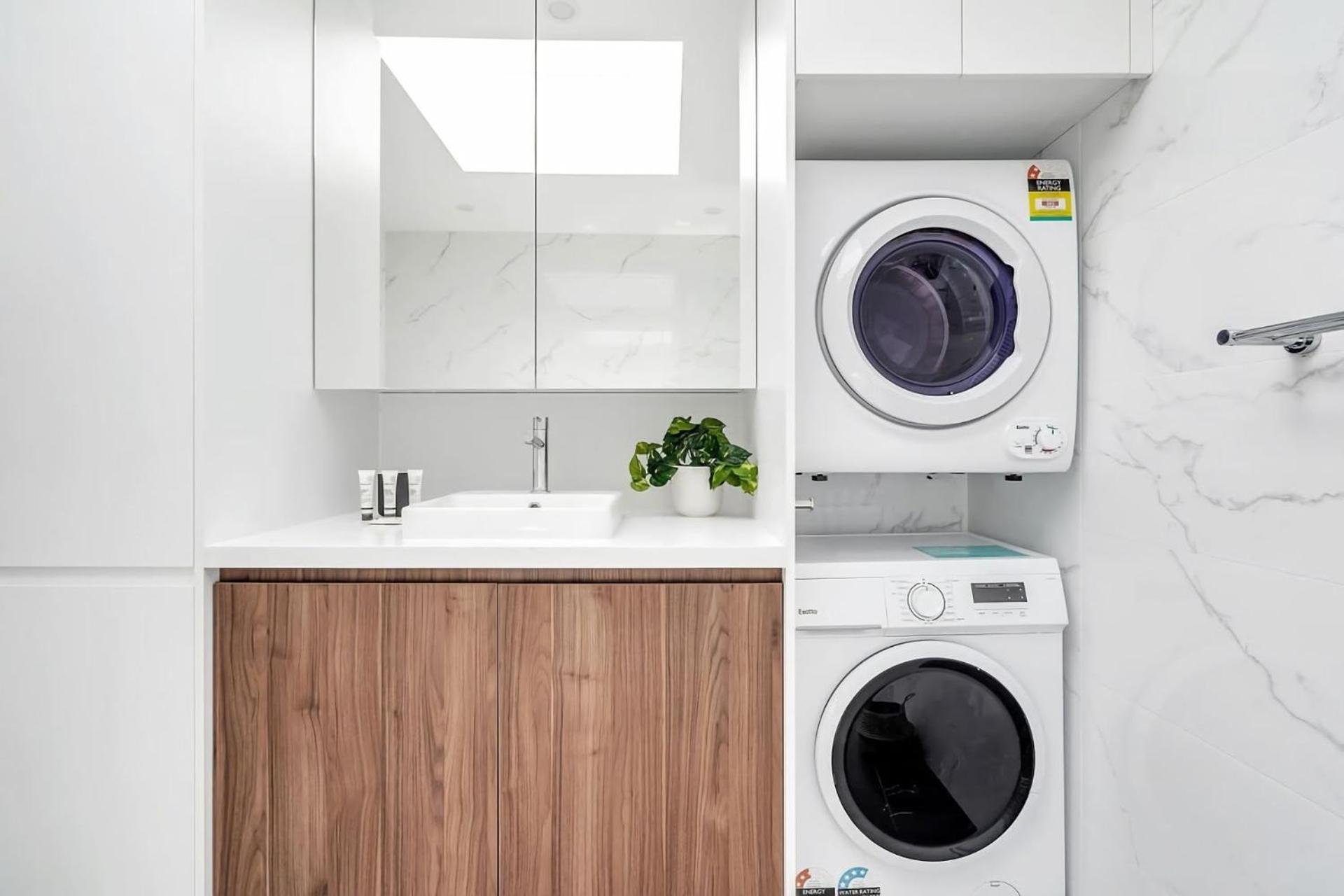 Modern Balmain Abode Apartment Sydney