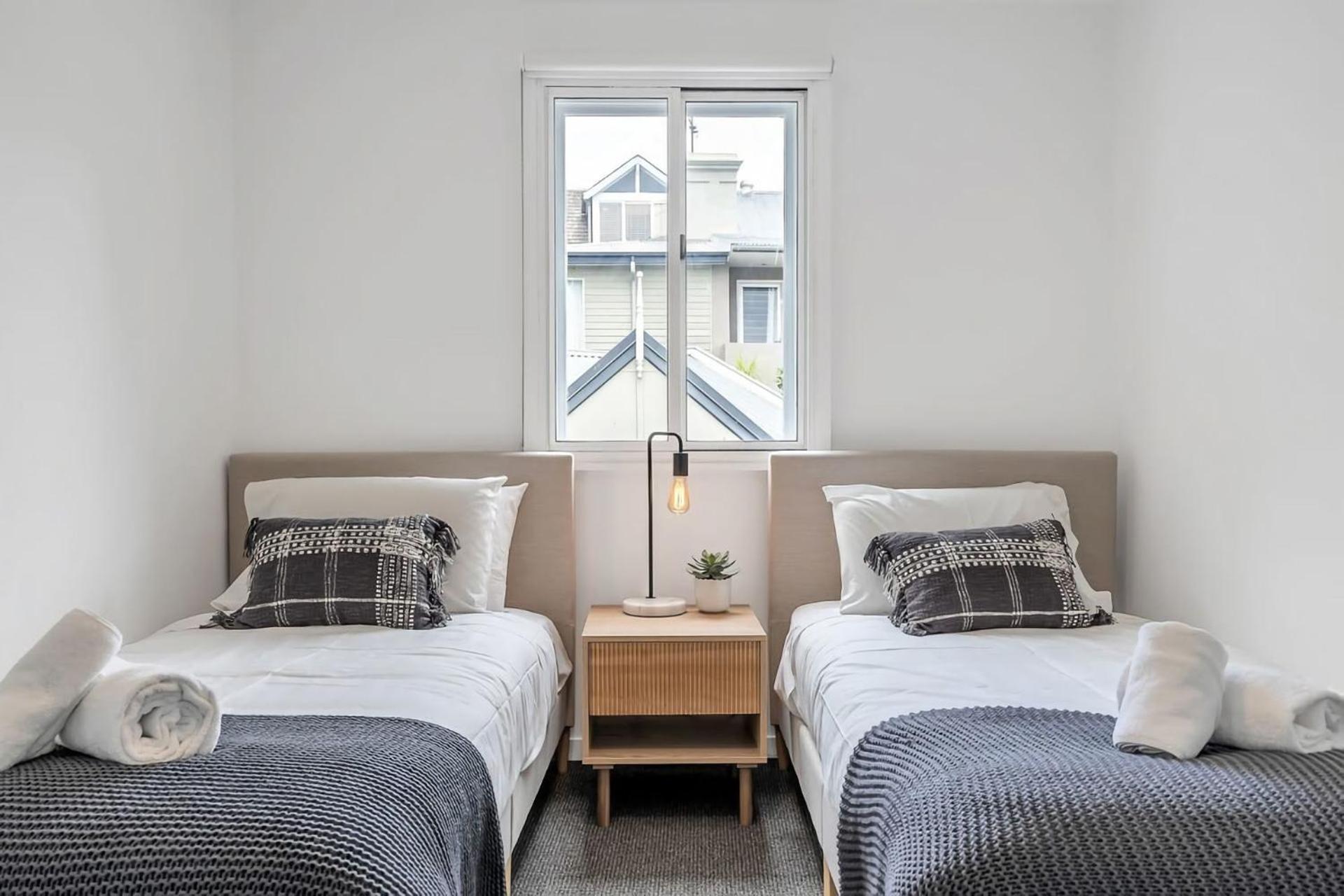 Apartment Modern Balmain Abode