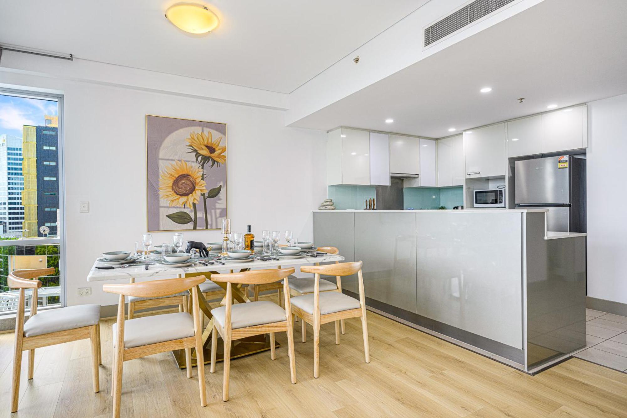 Apartment Haymarketdarling Harbourchina Town With Poolgym Sydney