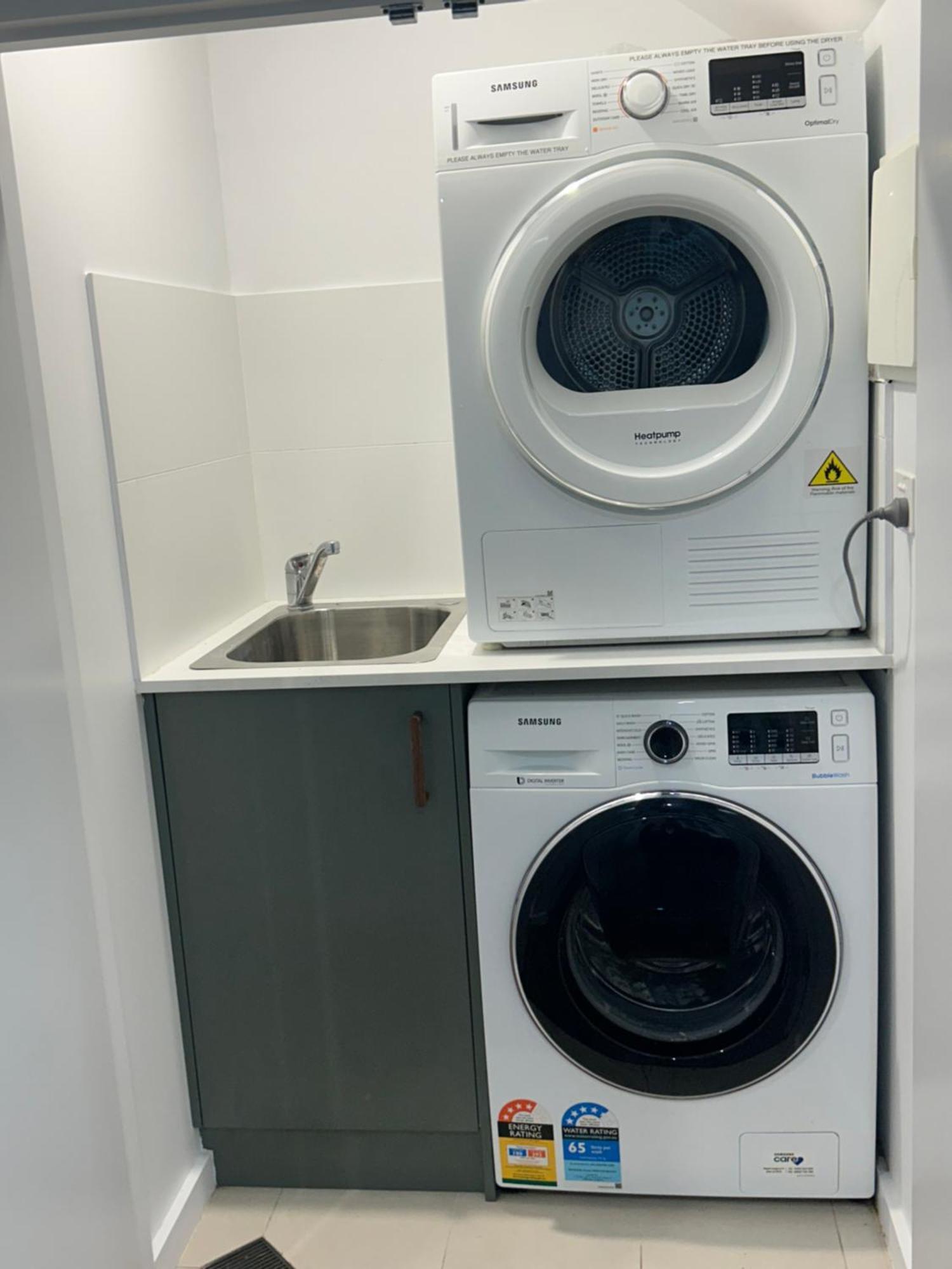 Bushland Setting Close To Cbd- Stand Alone Apartment Sydney