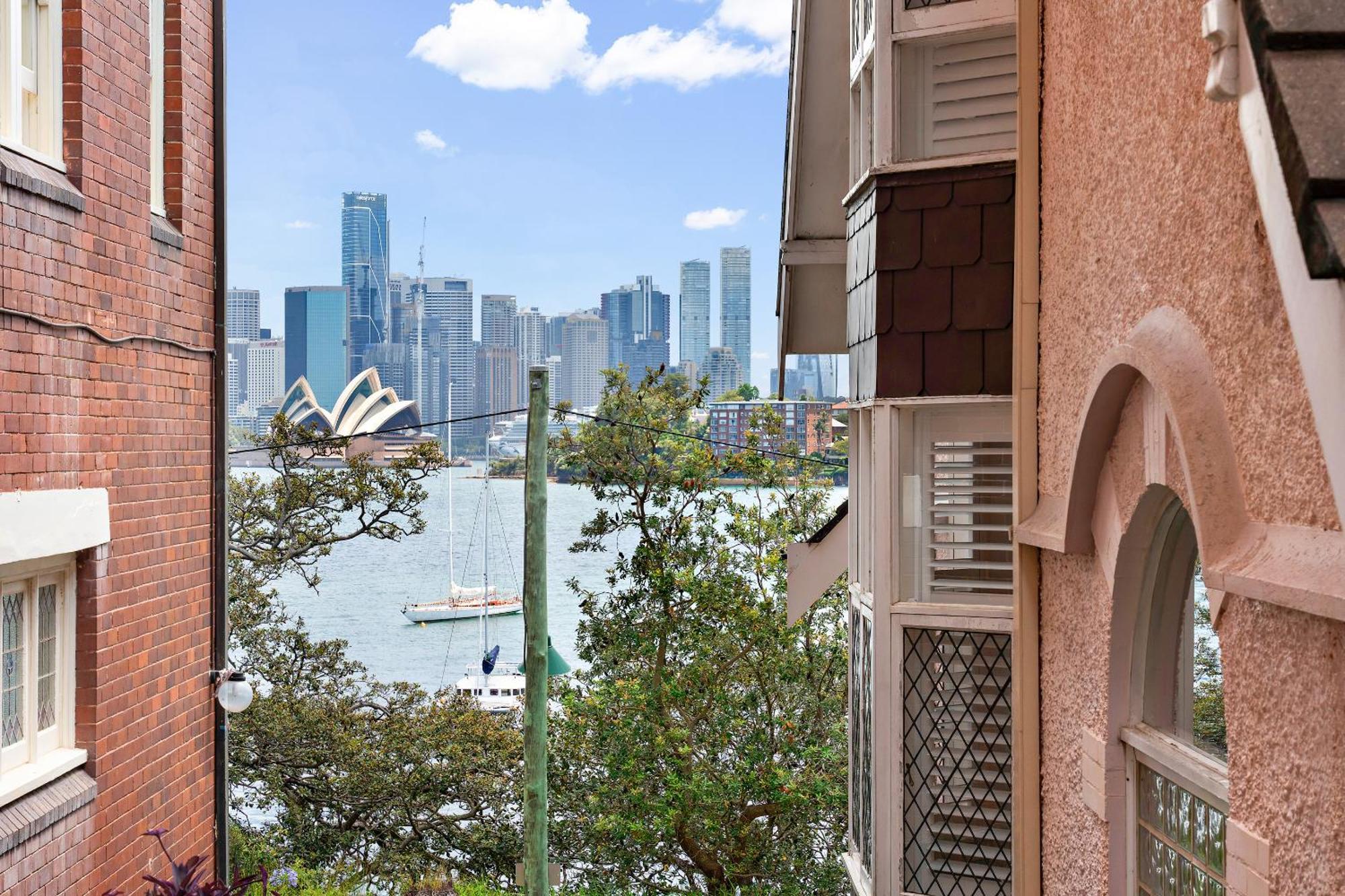 Harbourfront Haven 4br Retreat With Stunning Views Of Iconic Landmarks * Sydney