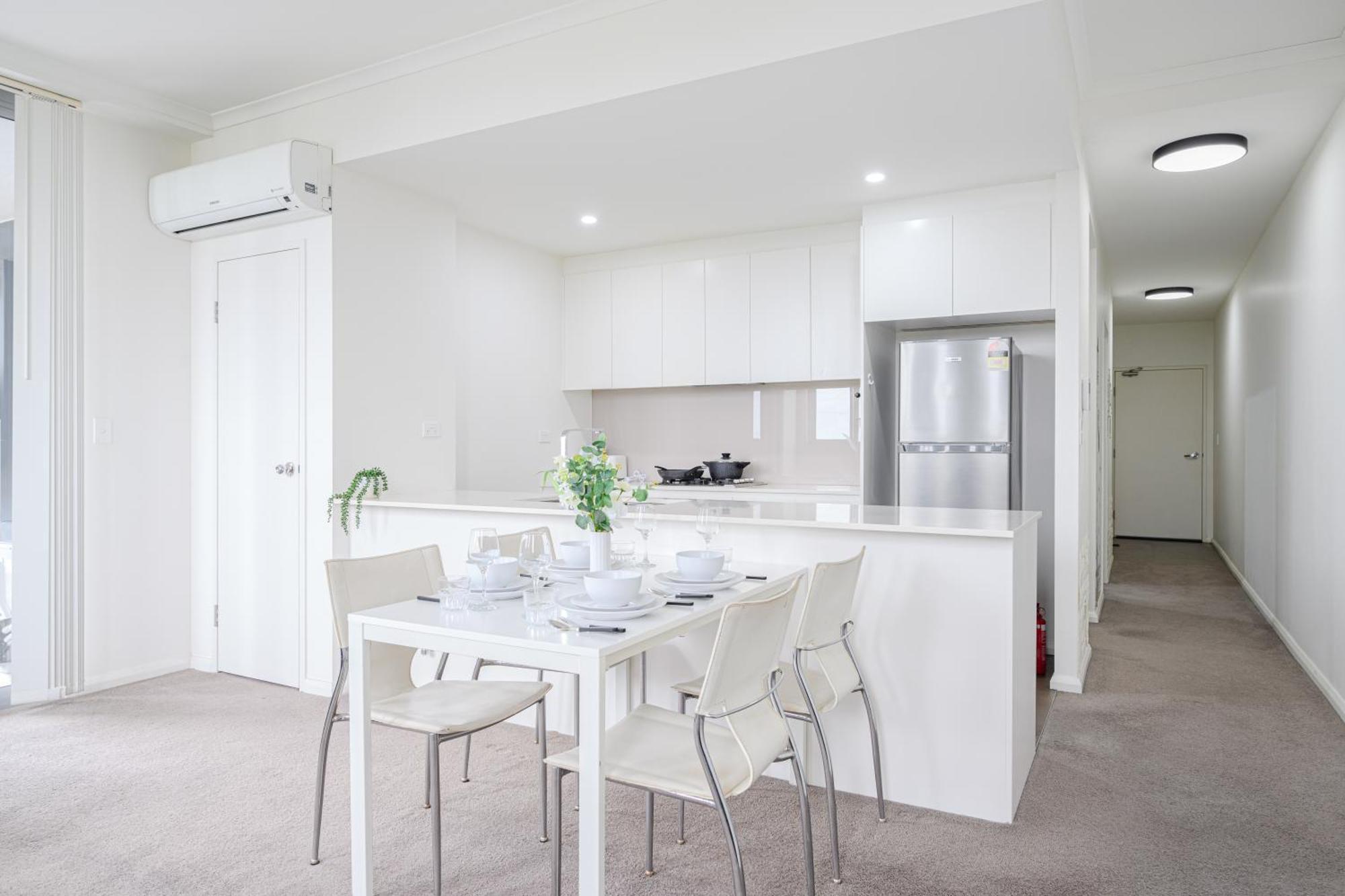 Apartment Canterbury Fashion 2br Steps To Train & Woolworths
