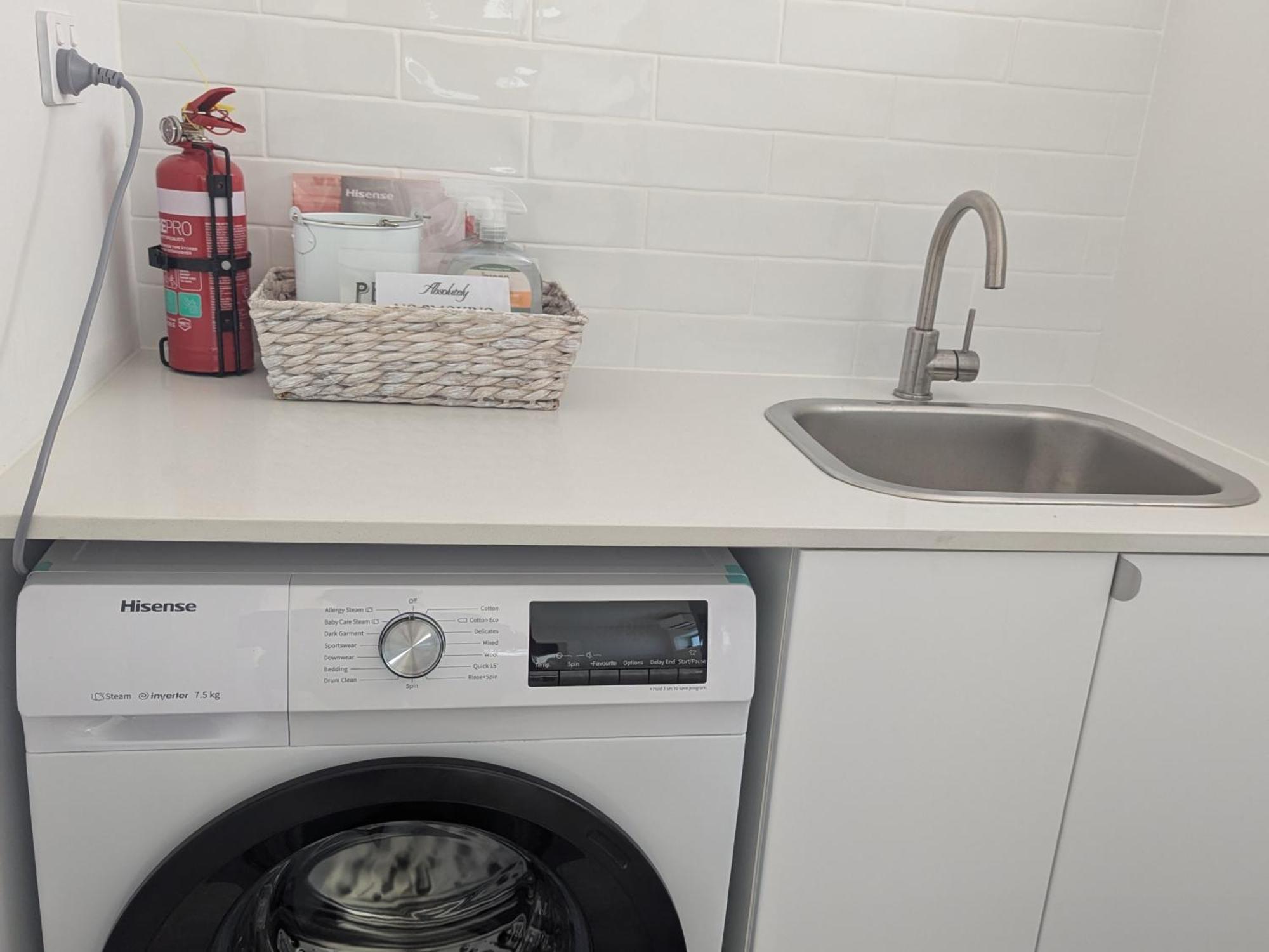 2 Bedroom With Garden Views In Guest house *