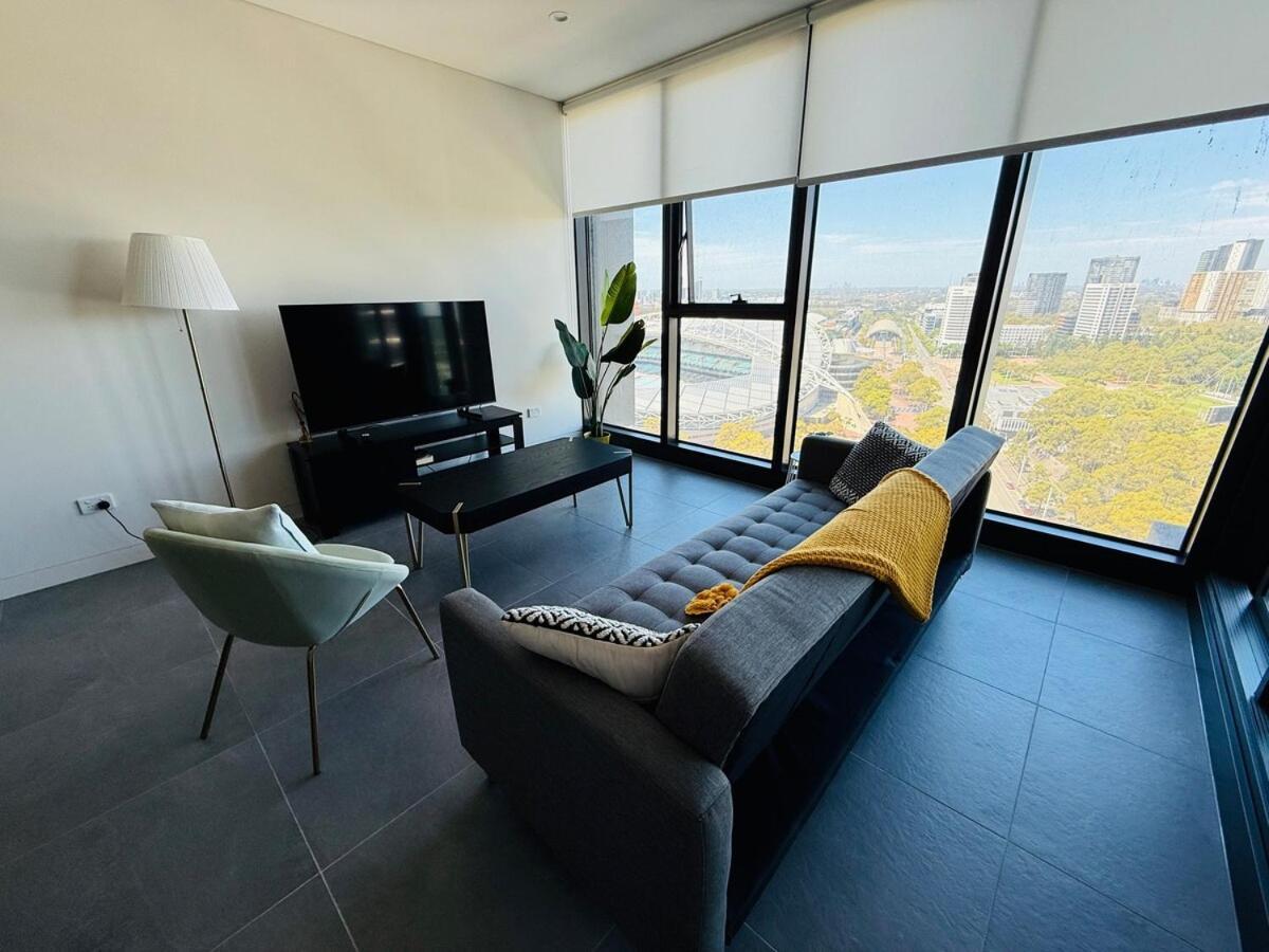 Apartment New Olympic Park 3beds -parking, Pool, Gym Sydney