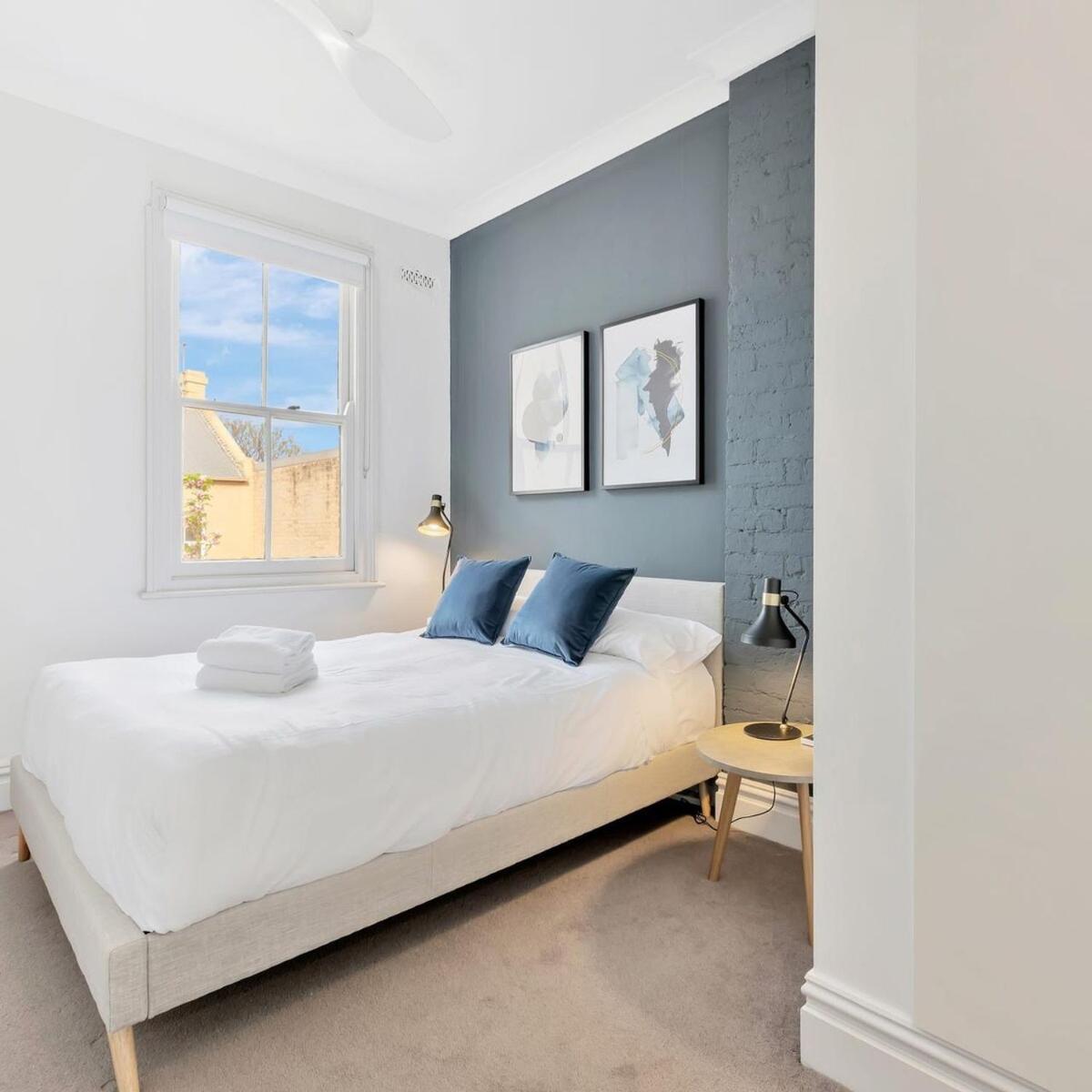 Heritage Surry With Skylight