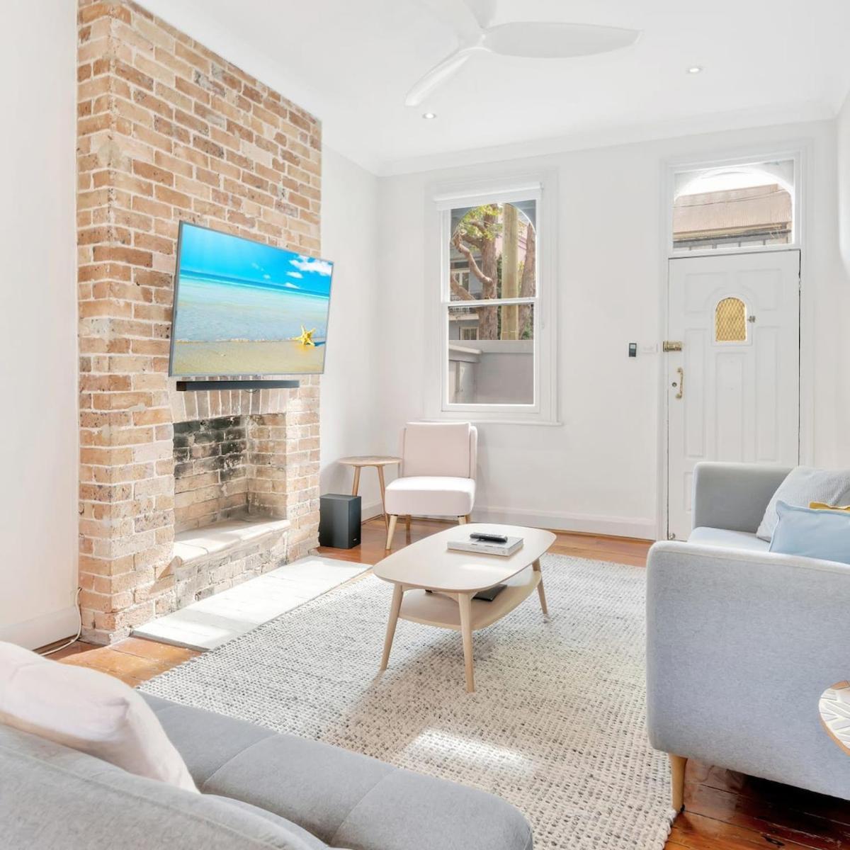Heritage Surry With Skylight Holiday home Sydney