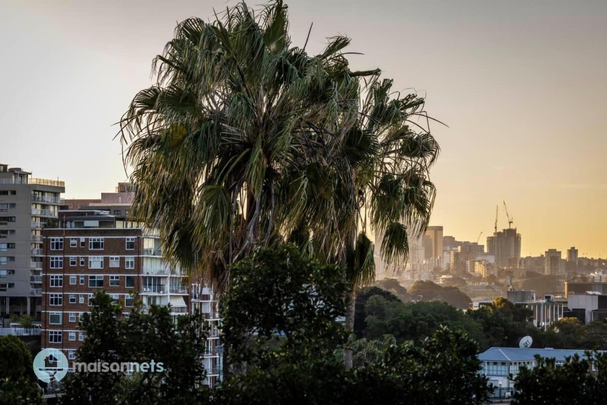 Apartment Absolute Waterfront Elizabeth Bay Views & Pool *
