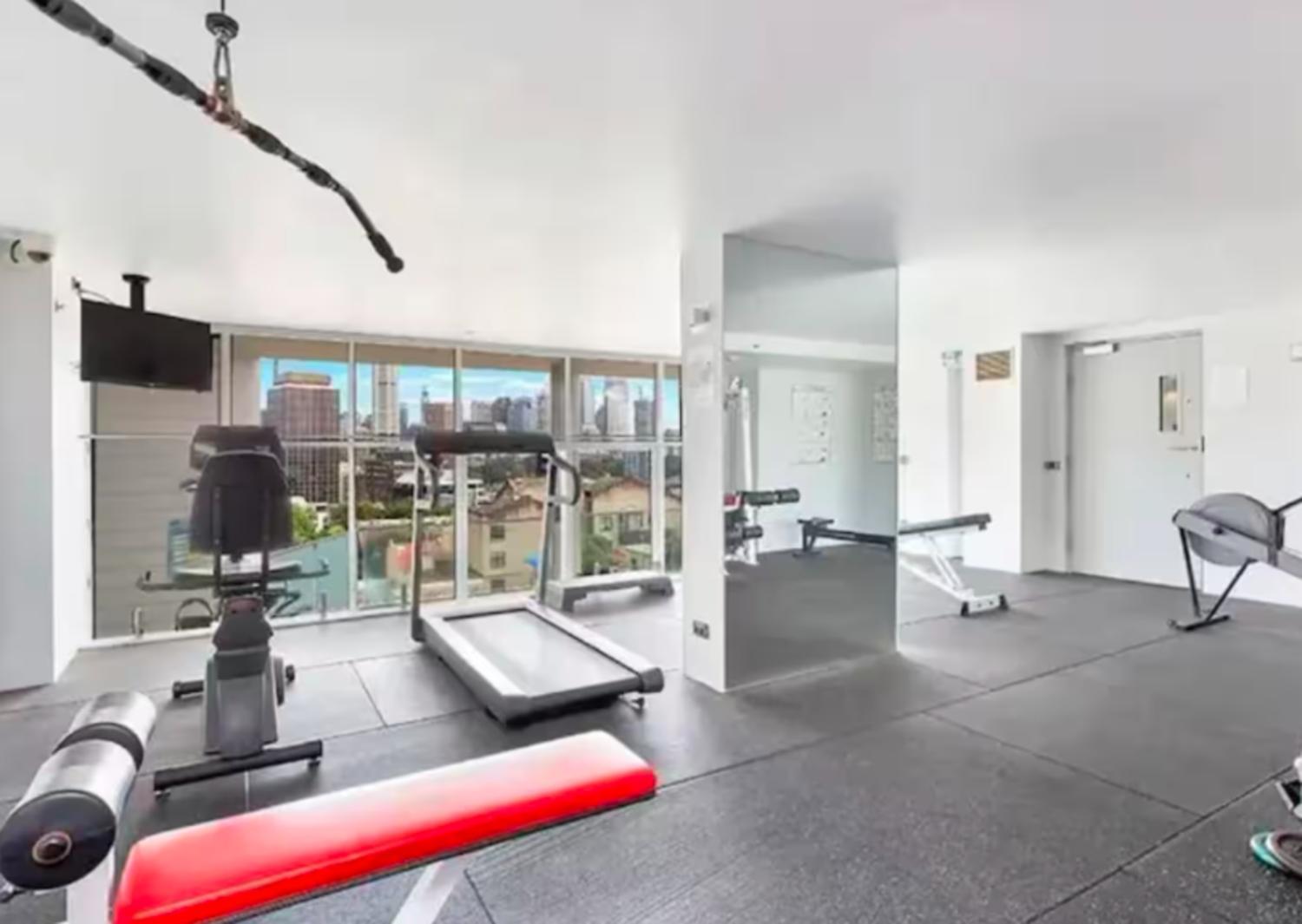Stunning Harbour Bridge And Opera House Views! * Sidney