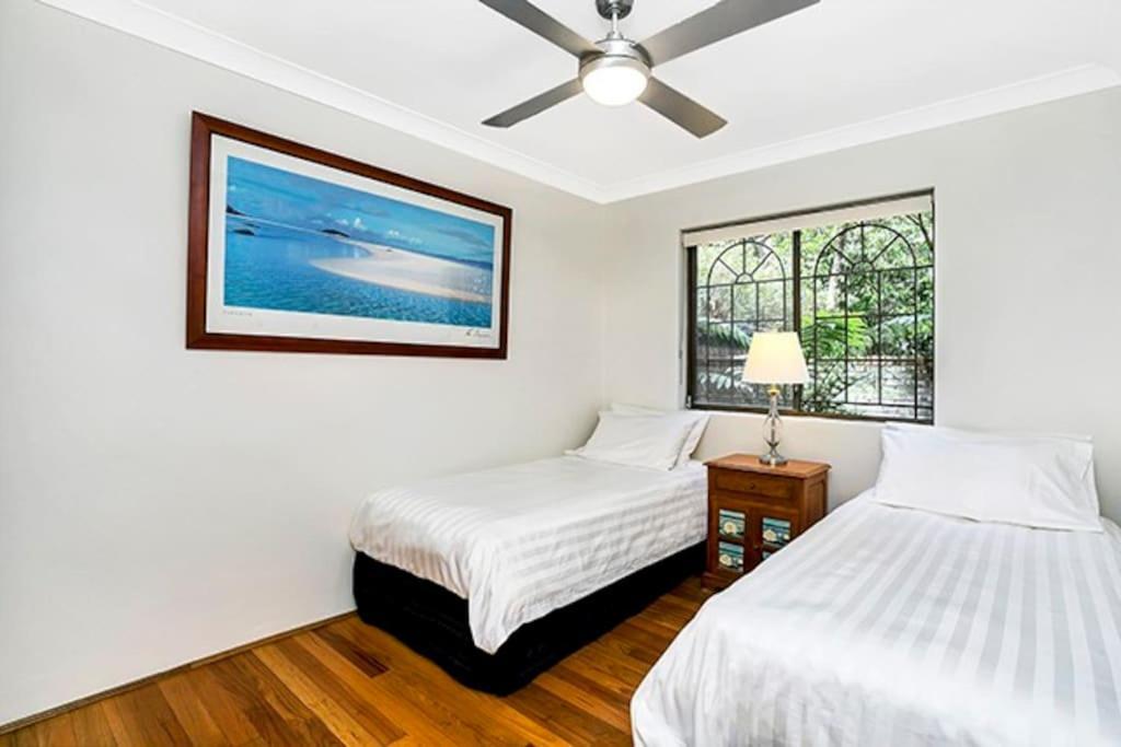 Mortn - Perfect Family Abode With Courtyard Apartment
