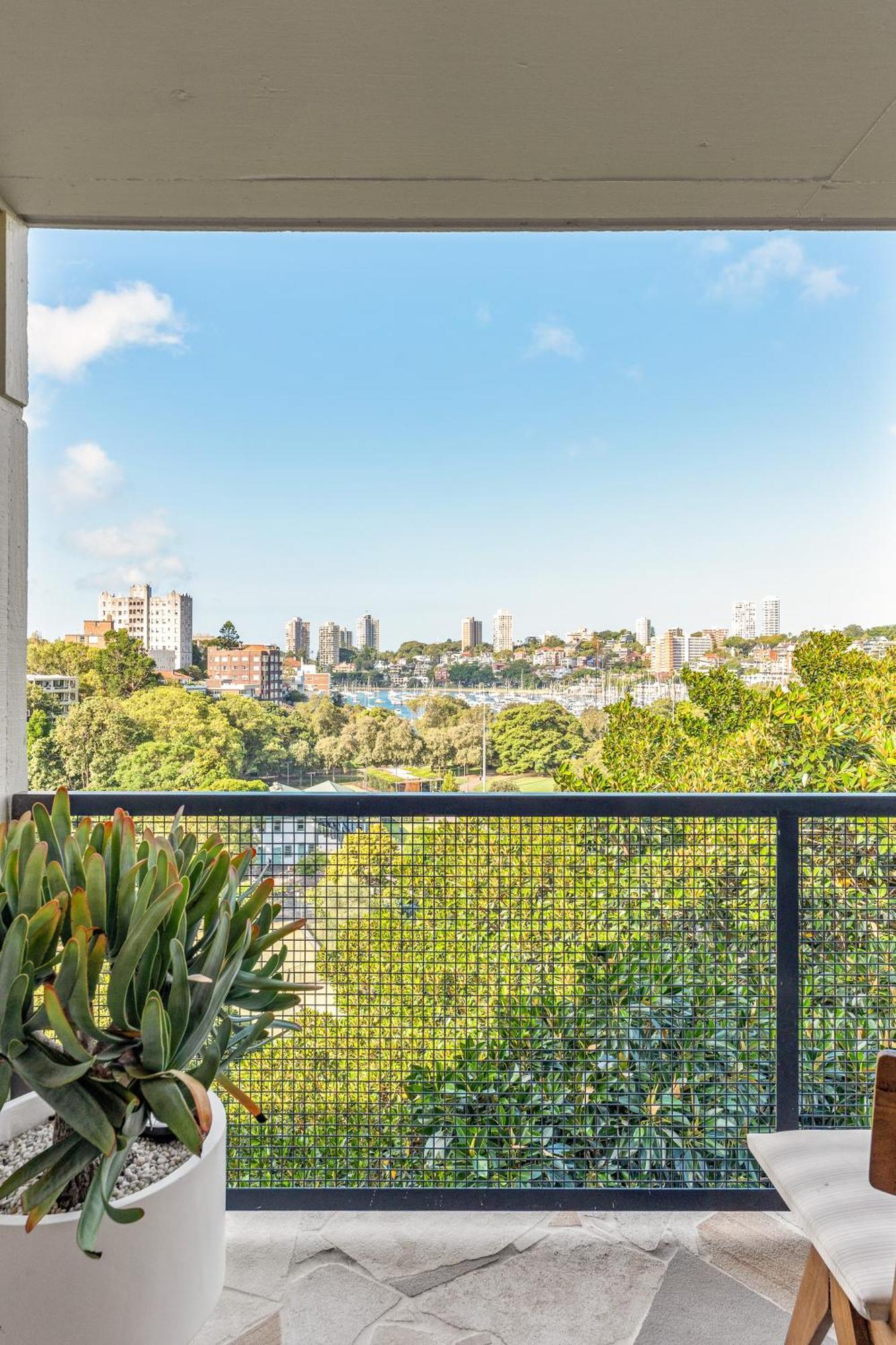 Apartment The Harry Seidler Penthouse - Steps To Cbd *