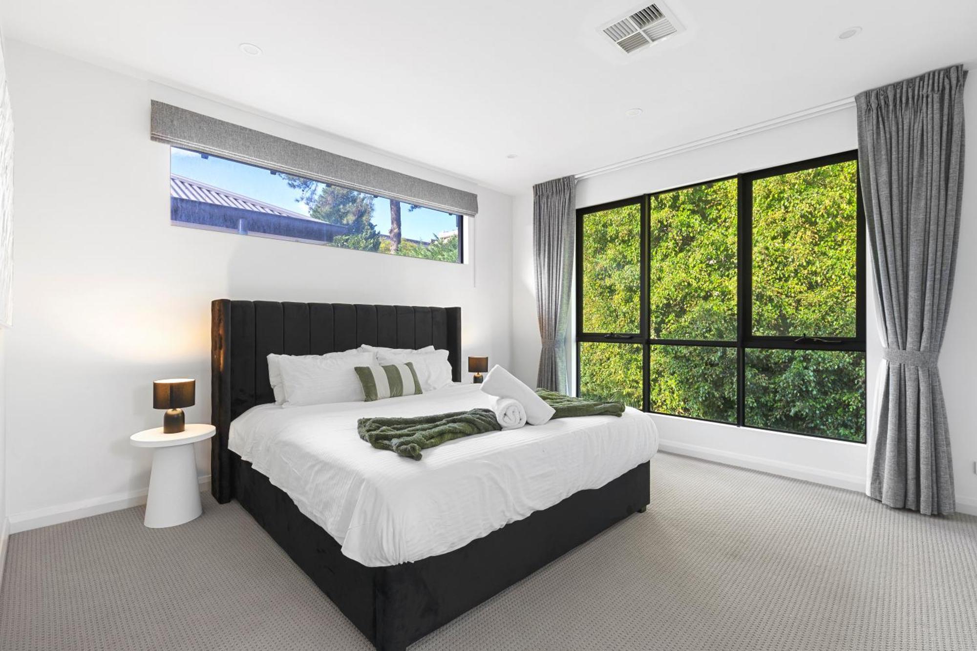 Holiday home 4 Bdr Federation Style Sydney