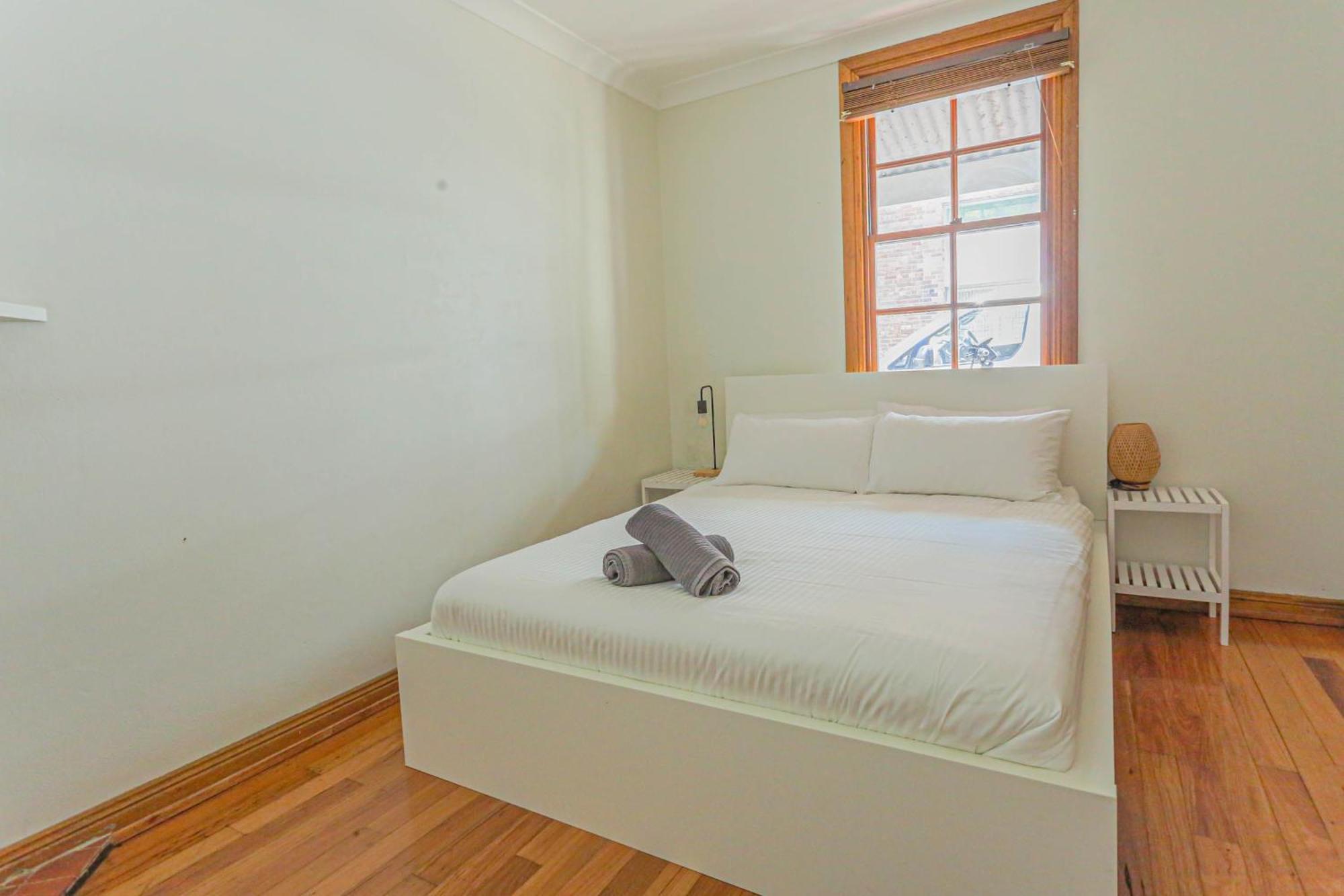 Comfortable 3 Bedroom House Pyrmont Sydney