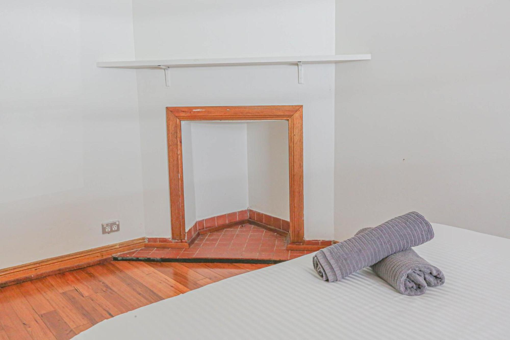 Comfortable 3 Bedroom House Pyrmont * Sydney