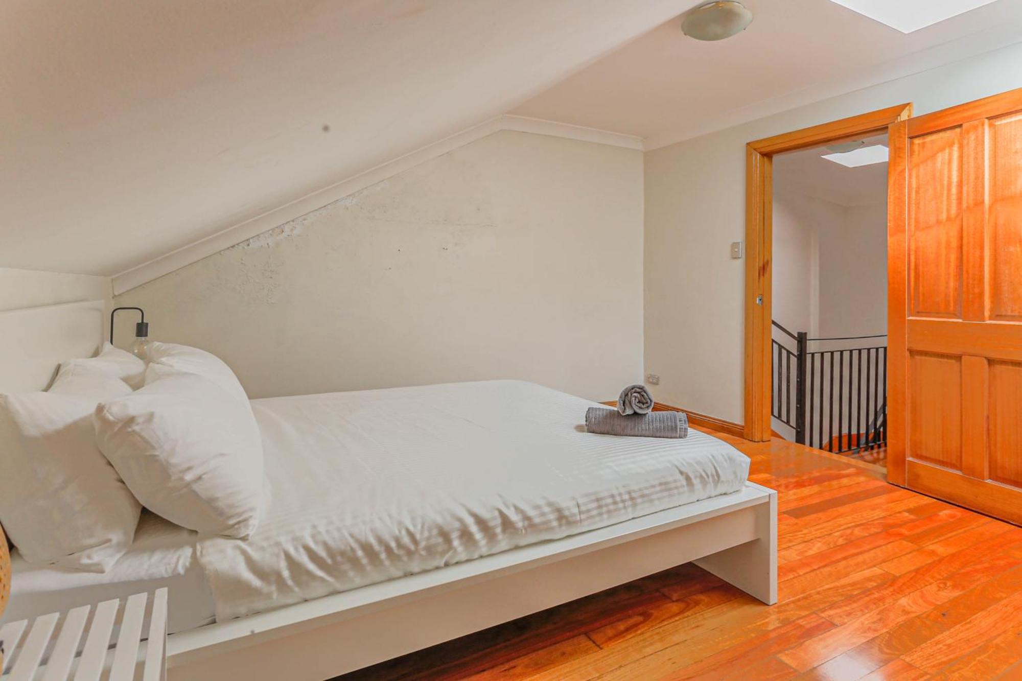 Comfortable 3 Bedroom House Pyrmont