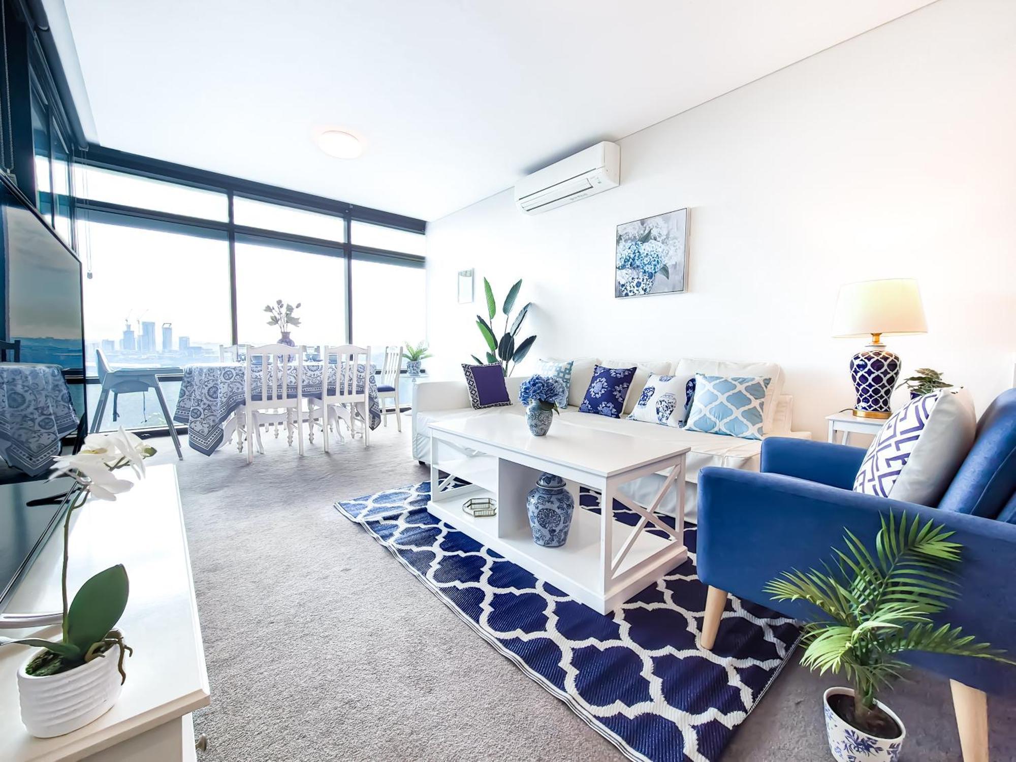 Hamptons Style 2br & Kid W View In Olympic Park Sydney