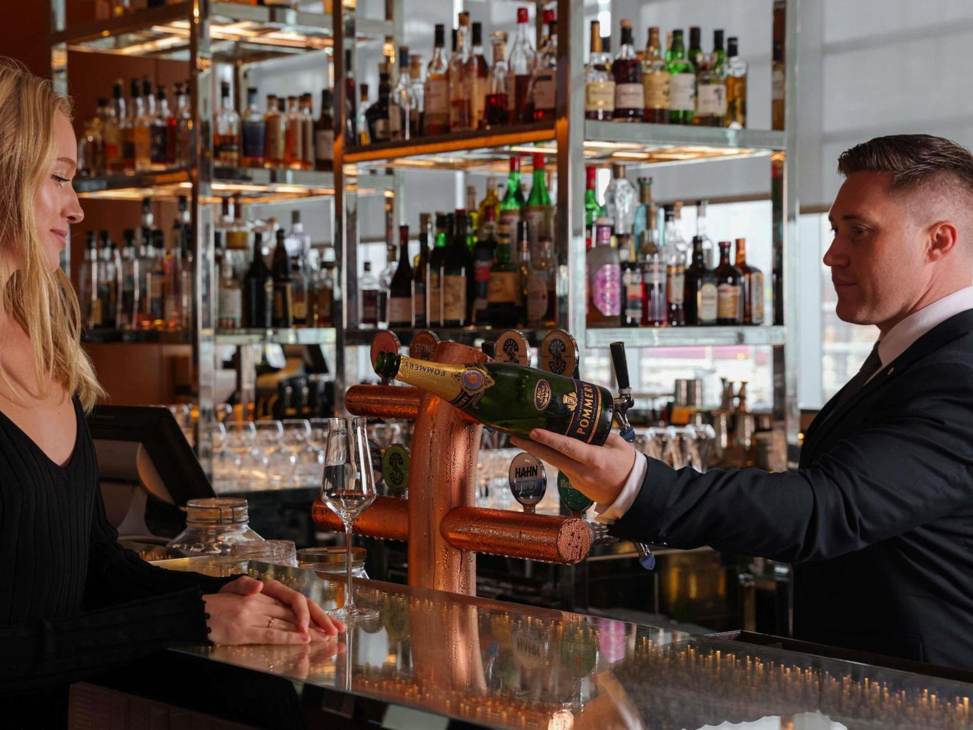 Sofitel Darling Harbour Hotel