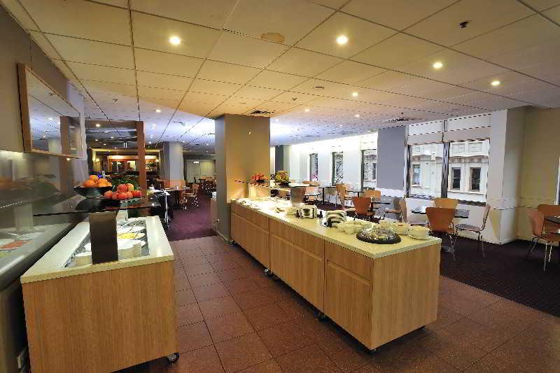 Metro Marlow Central Hotel 4*
