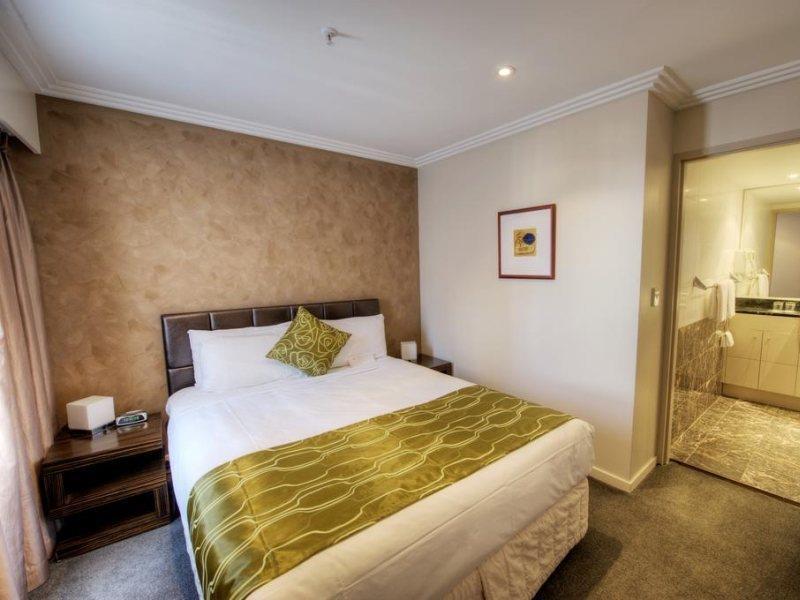 Seasons Darling Harbour 4*