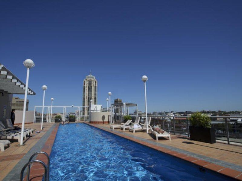 Seasons Darling Harbour Aparthotel 4*