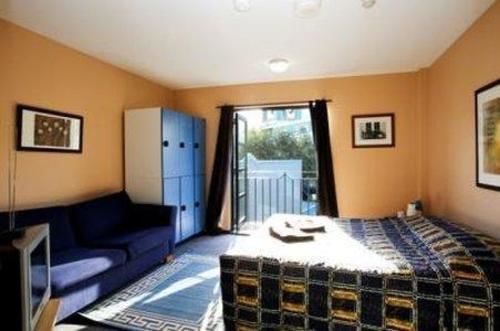 Boardrider Backpackers And Budget Hostel *