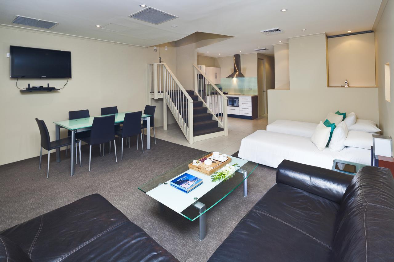 Western Stellar Hotel Sydney