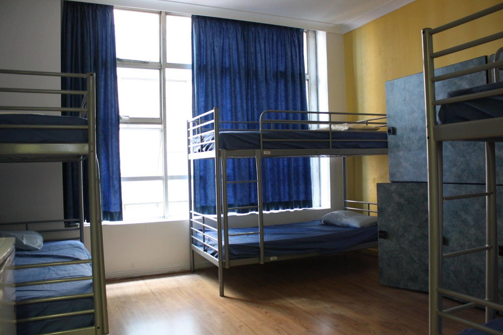Summer House - Formerly Backpackers