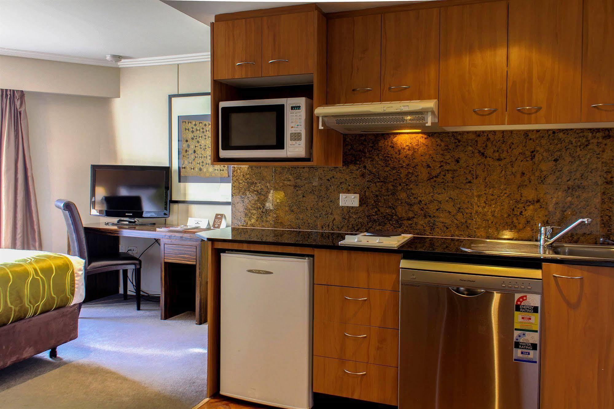 Seasons Darling Harbour 4* Sydney