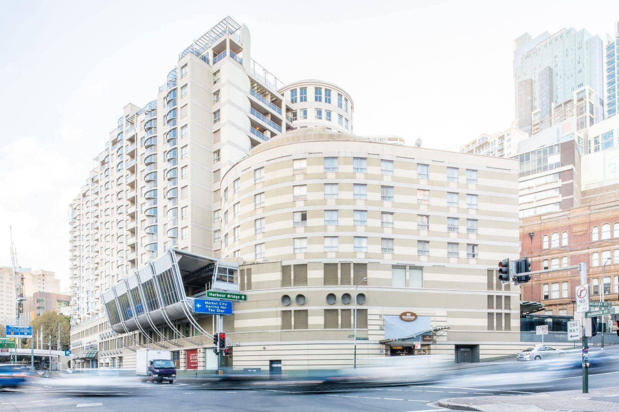 Seasons Darling Harbour 4* Sydney