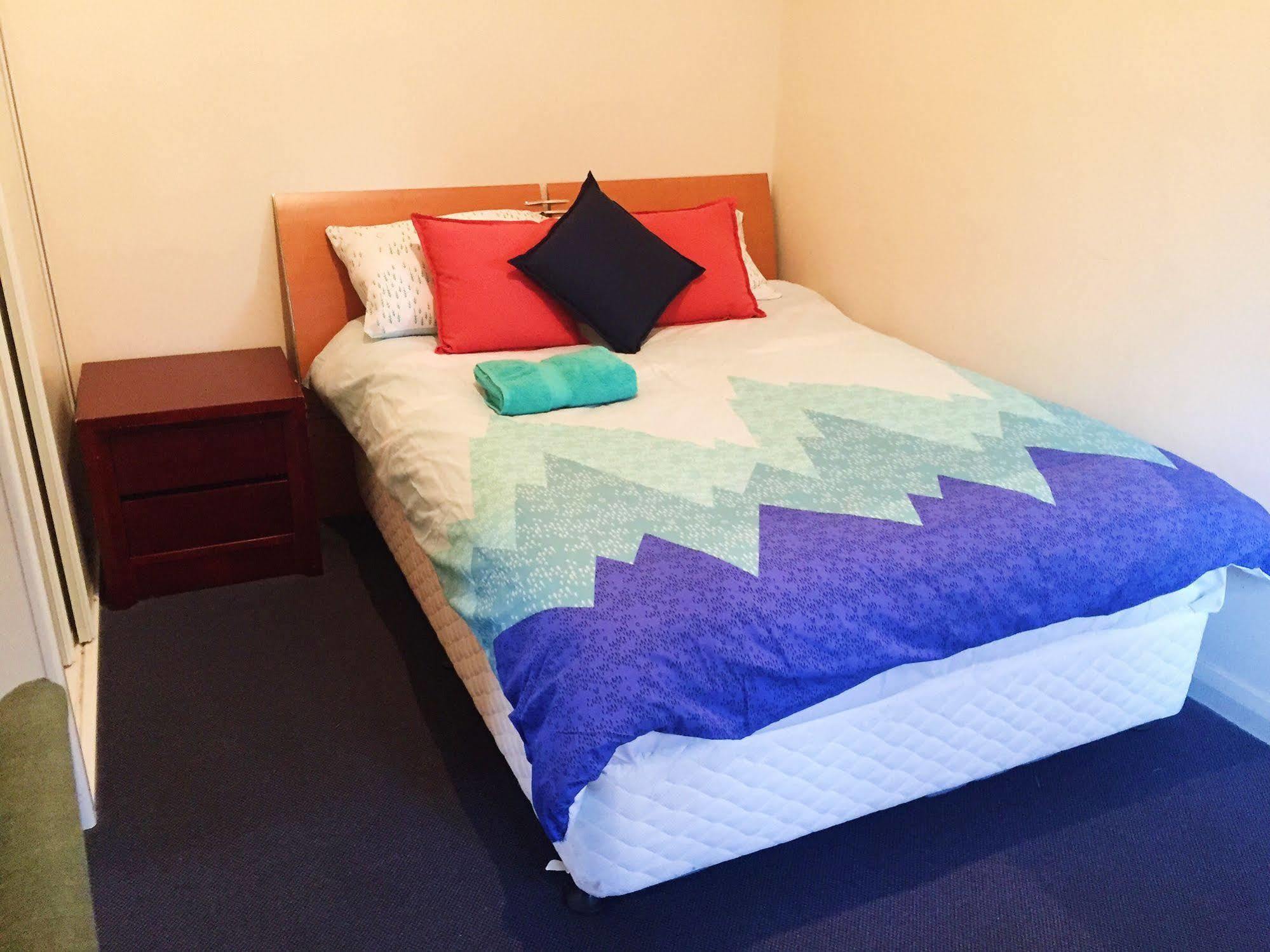 Carnarvon Kirribilli, 4* Sydney