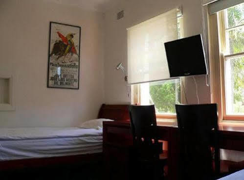 Carnarvon Kirribilli, 4*