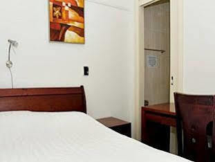 Carnarvon Kirribilli, 4* Sydney