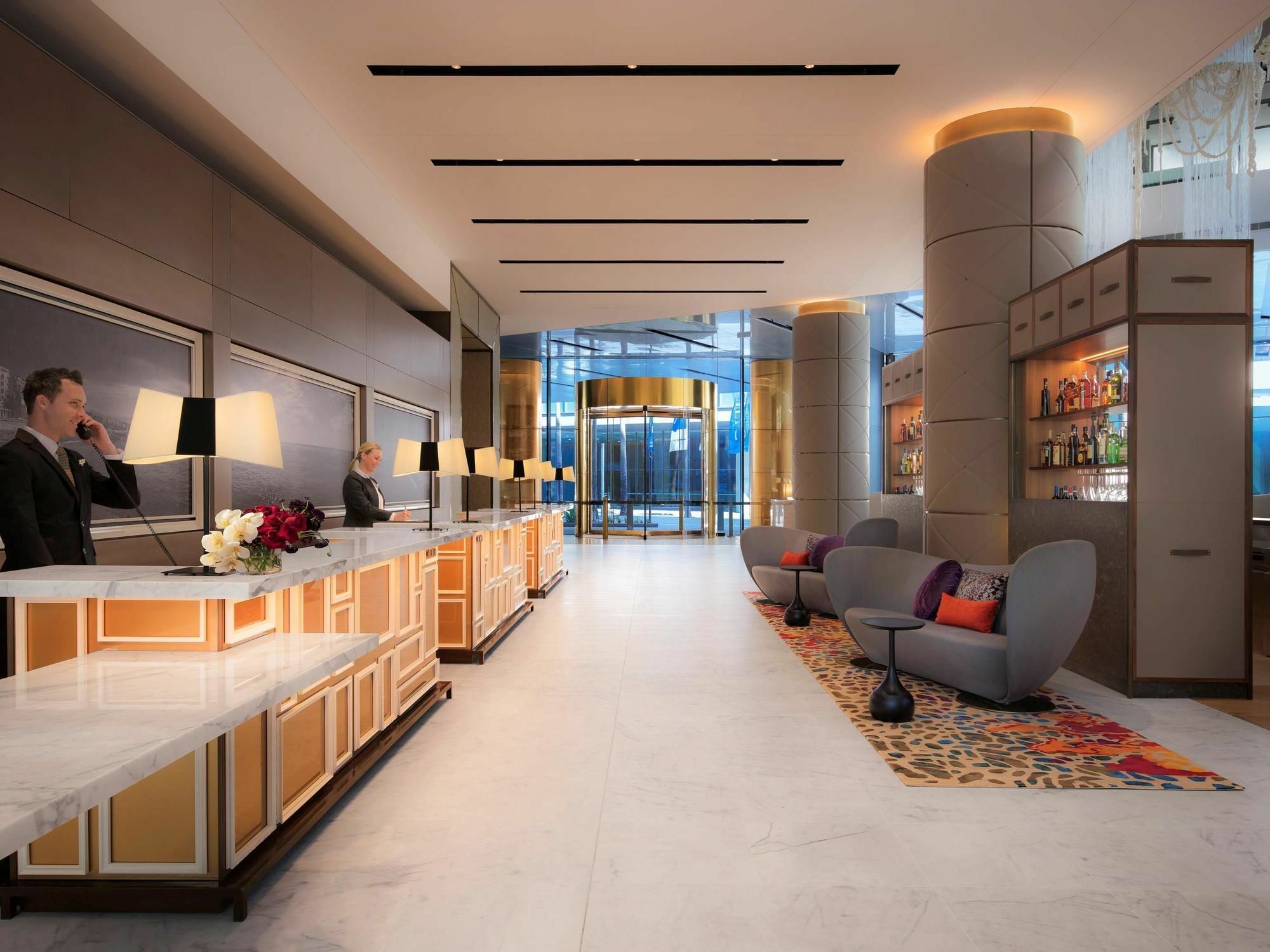 Hotel Sofitel Darling Harbour Sydney