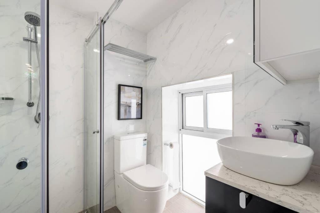 1 Private King Single Bed In Cbd Near Train Uts Darlinghar&icc&c Hinatown Sydney