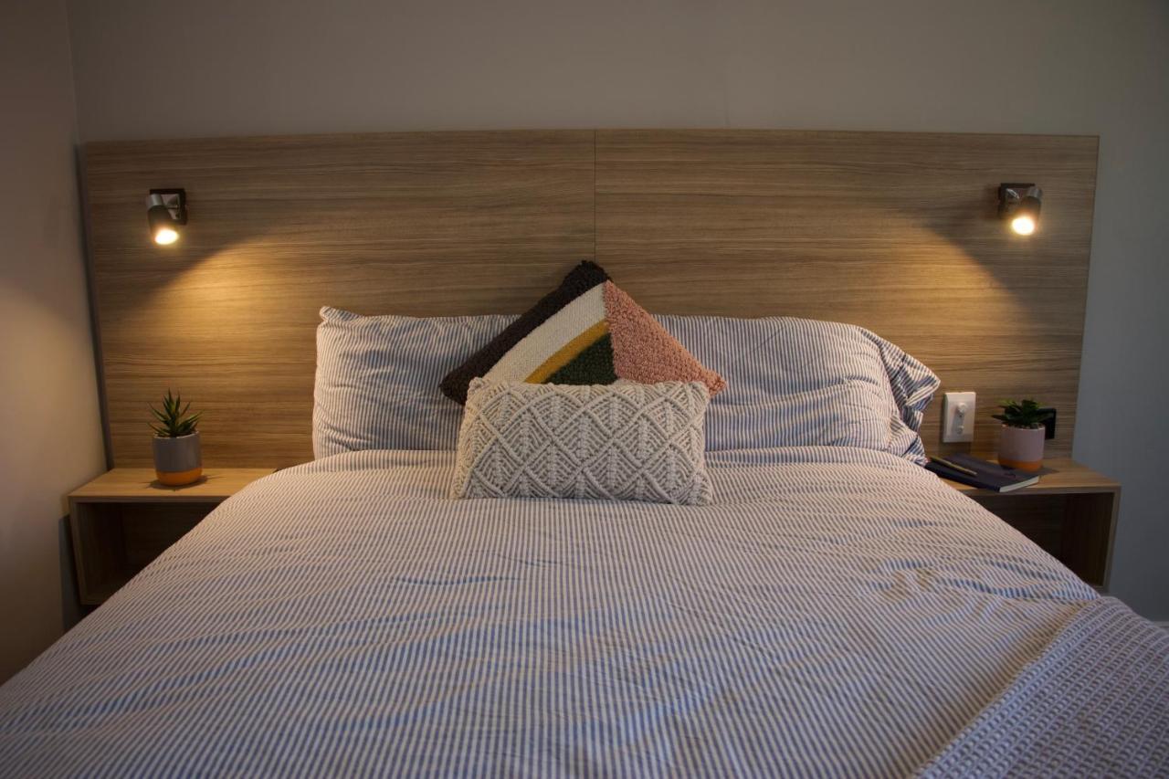 Hotel Carnarvon Kirribilli, 4*