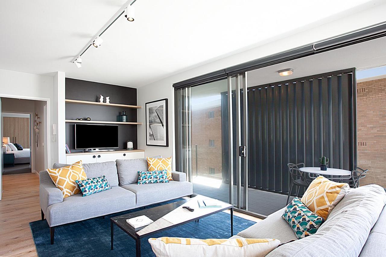 Stylish With Views Over Bondi Apartment *