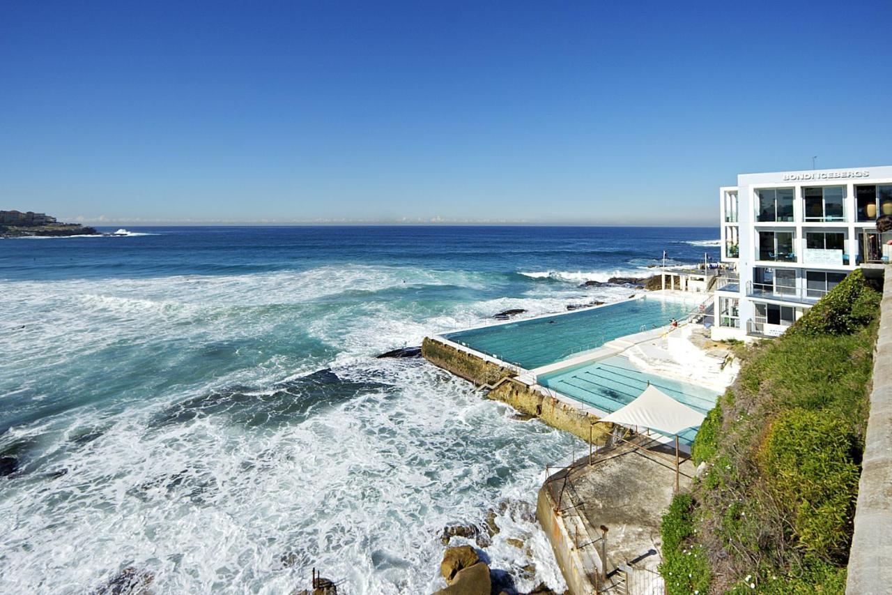 Apartment Stylish With Views Over Bondi *