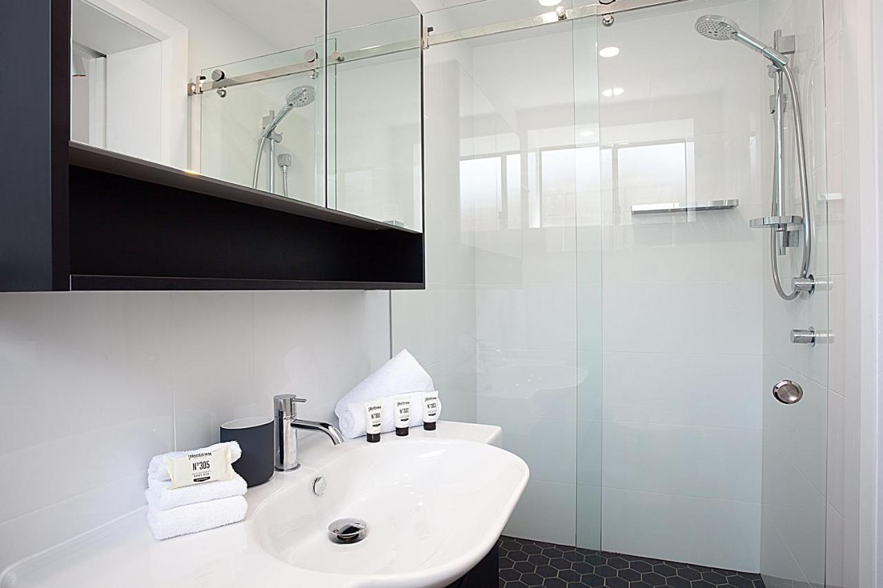 Stylish With Views Over Bondi *