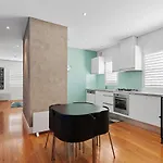 Beachfront Apartment // Dream Location // Cloey2