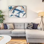 Riley St Apartments