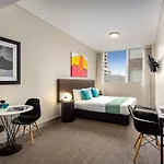 Holiday Inn & Suites Sydney Bondi Junction