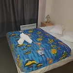 Accommodation Sydney - Kent Street Sydney Cbd Top Floor 2 Bedroom Apartment With Balcony
