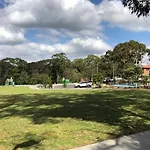 Exquisite Family Home +Parking, Close To Cbd