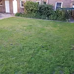 Accommodation Sydney Rockdale - 2 Bedroom Pet Friendly Budget Apartments Near Rockdale Station And Brighton Le Sands Beach