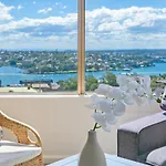 Kozyguru The Rocks Harbour Bridge View 1 Bed Apt Swimming Pool Ntr098
