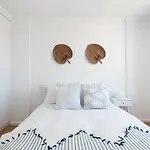 Cute Beachfront Apartment