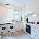 Lotus Stay Manly - Apartment 29B