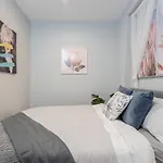 1 Private Double Room In Sydney Cbd Near Train Uts Darlinghar&Icc&Chinatown